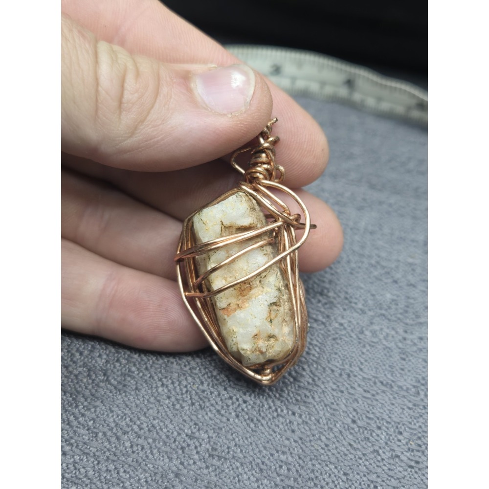 Handmade Wire Wrapped Natural Stone Pendant Copper Wire Crystal Necklace Charm‎